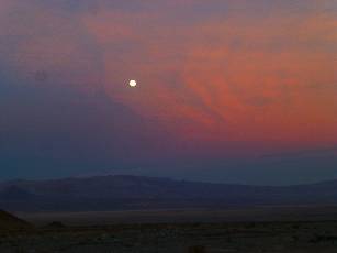 wDV-2014 hike-day5-17  sunset.jpg (139615 bytes)